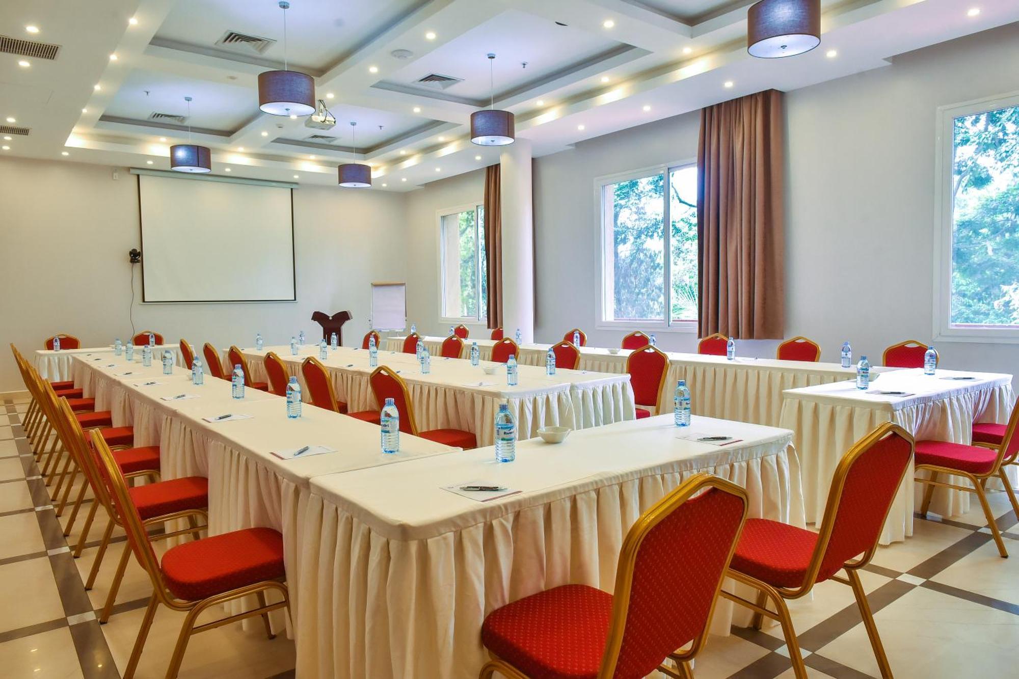 Admas Grand Hotel Entebbe Exterior photo